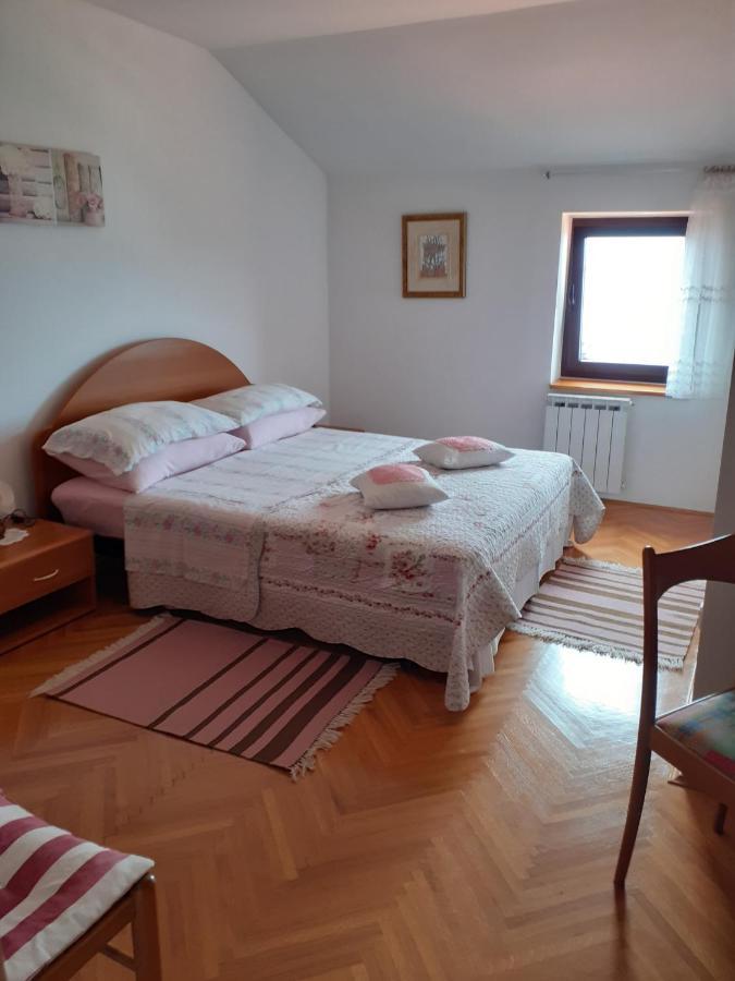Apartmani Senka - Villa Oliver Martinšćica Esterno foto